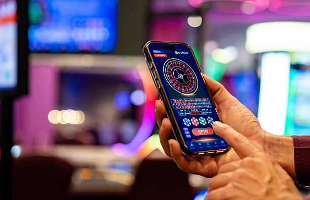 Mobile phone showing emon 77 Speed Baccarat betting interface with countdown timer and stake controls
